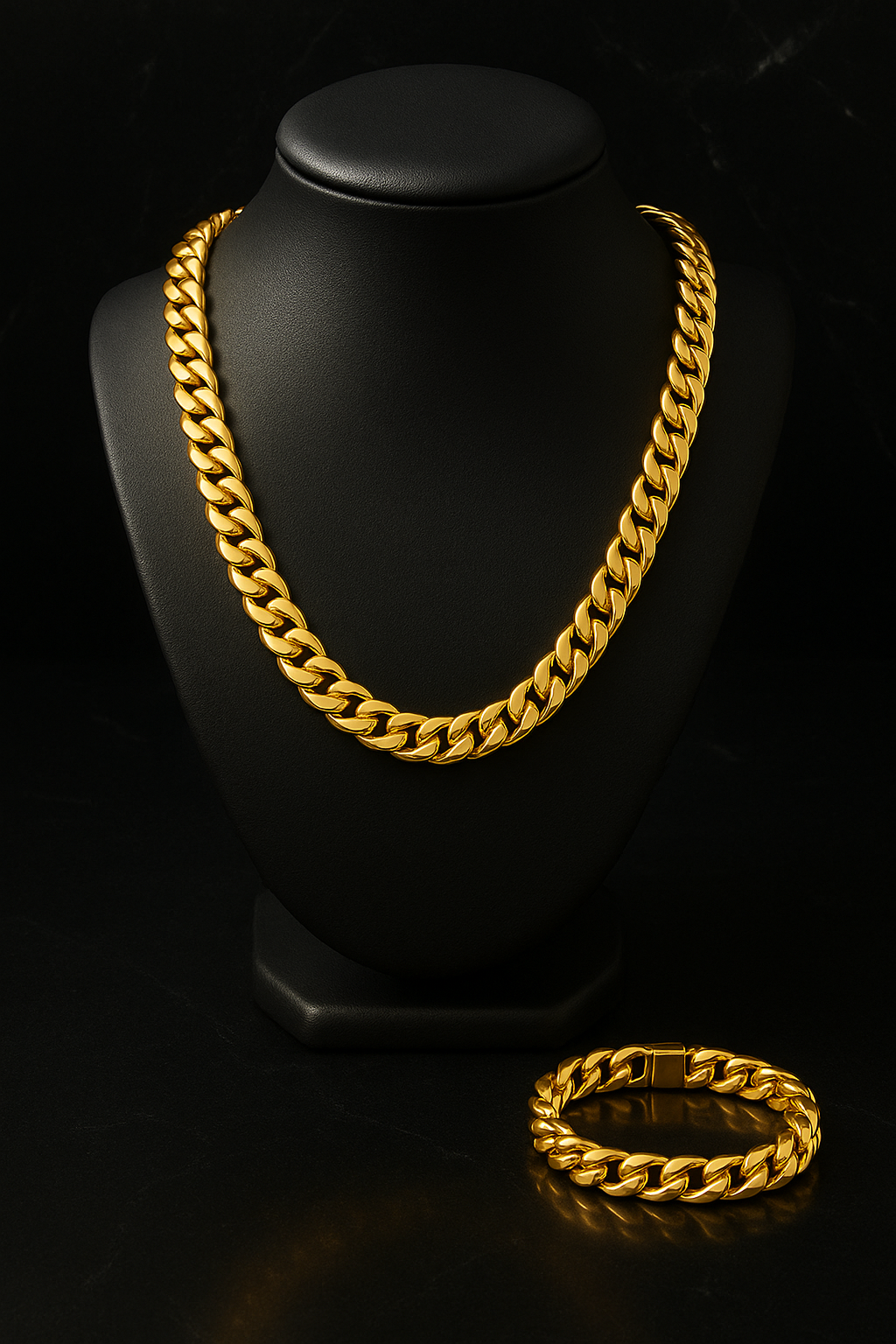 "Cuban" Goudkleurige Ketting & Armband (8mm)
