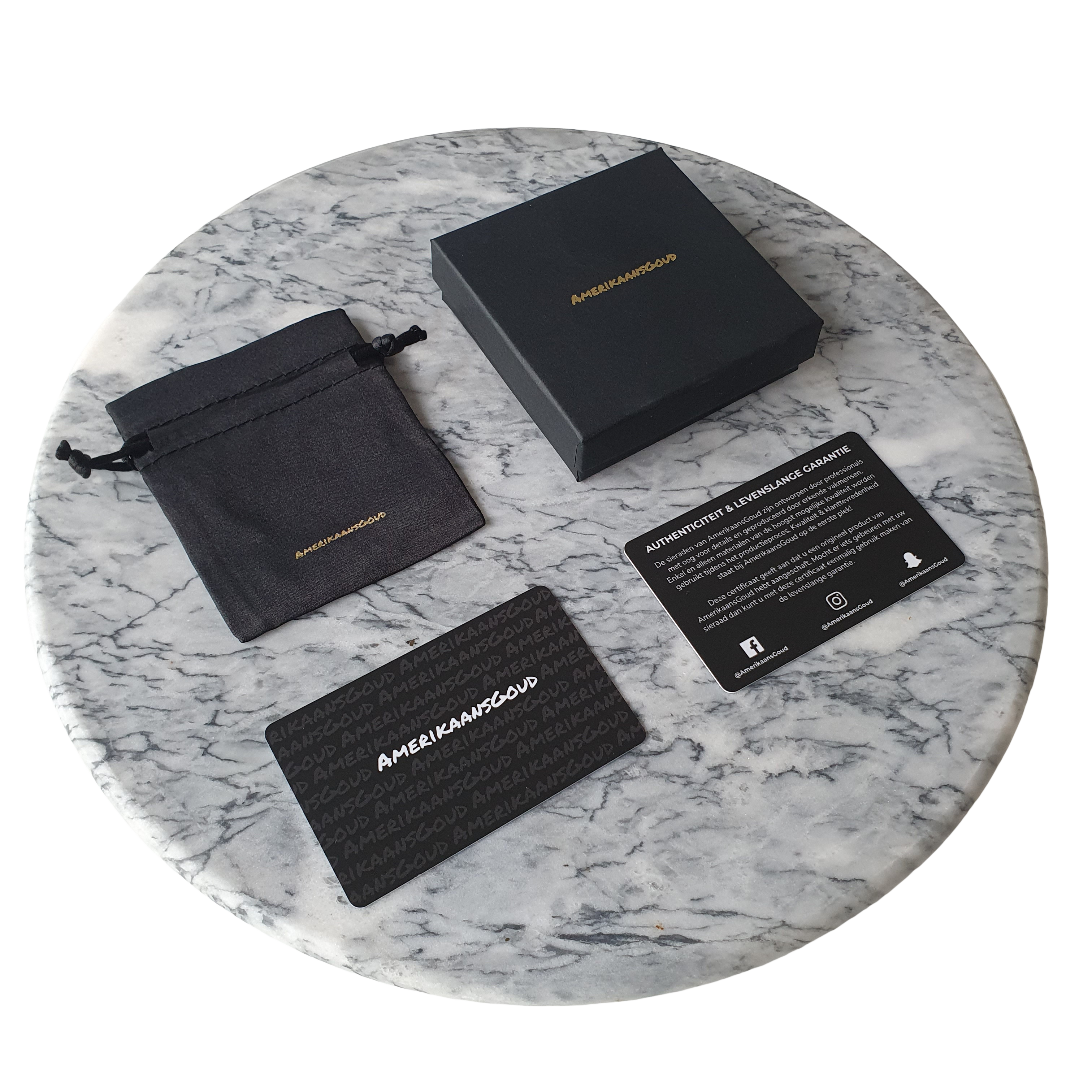 "El Chapo" Goudkleurige Ketting & Armband (8mm)